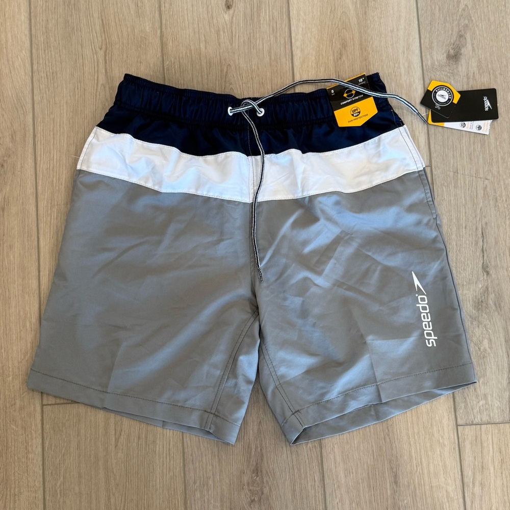 SPEEDO NWT Men's Gray and Navy Blue Swim Shorts with Mesh Liner Size S
